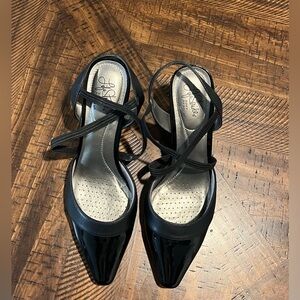 Life Stride Black Patent Strappy Kitten Heels